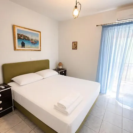 Apartment Theodora 30m From The *