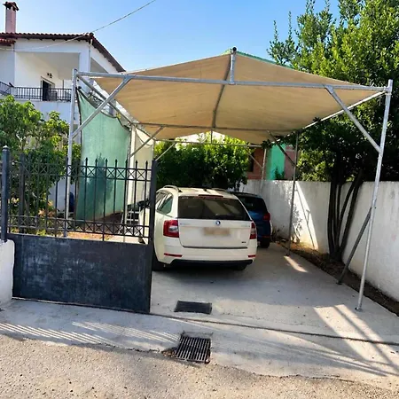 Apartment Theodora 30m From The *